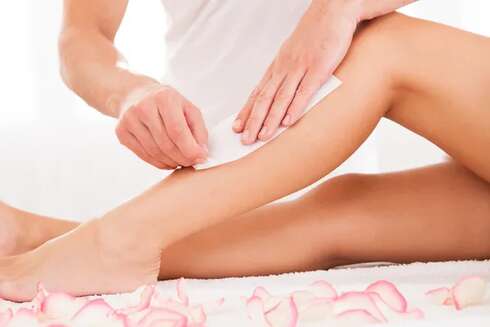 Wellness treatment Half-Leg Waxing